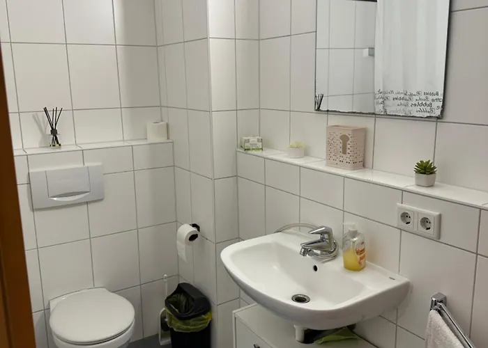 Apartment Zentral Stilvolle Zwei *